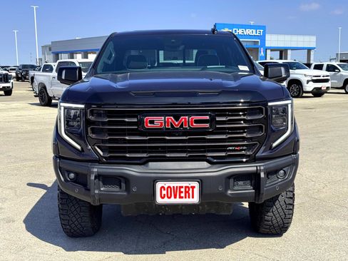 Used 2024 GMC Sierra 1500 AT4X image 4
