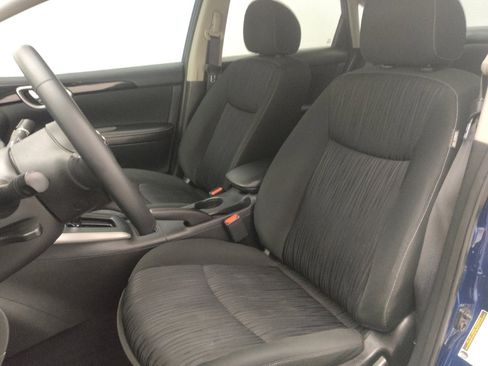 Used 2019 Nissan Sentra SV image 17