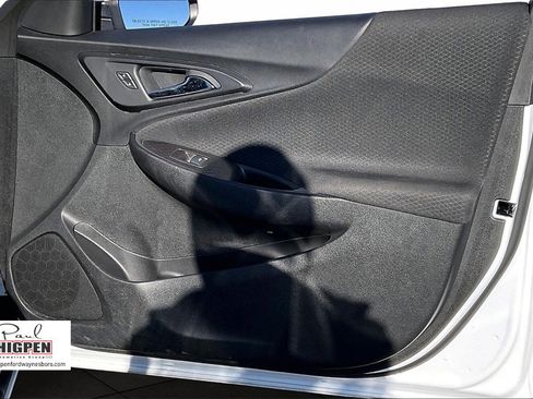 Used 2024 Chevrolet Malibu LT image 23