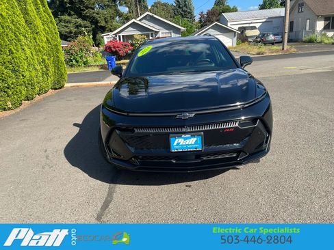 Used 2024 Chevrolet Equinox EV RS FWD image 18