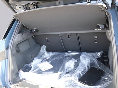 Used 2026 Land Rover Range Rover Evoque Dynamic SE image 16