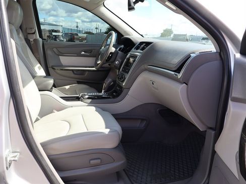 Used 2013 GMC Acadia SLT AWD/4WD image 7