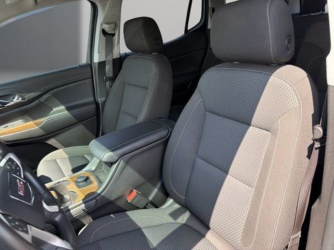 Certified 2023 GMC Acadia SLE FWD image 14