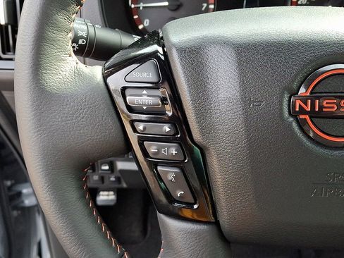 Used 2025 Nissan Frontier PRO-4X w/ Pro Convenience Package image 21