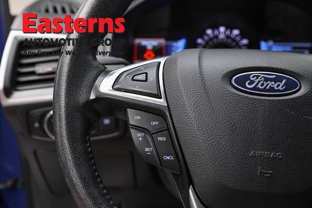 Used 2023 Ford Edge SEL AWD/4WD image 16