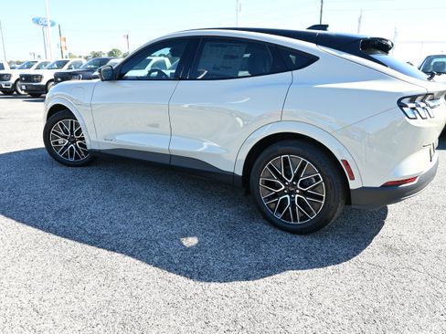 New 2025 Ford Mustang Mach-E Premium image 8