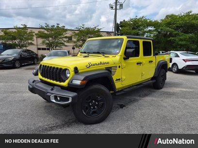 Used 2024 Jeep Gladiator Sport