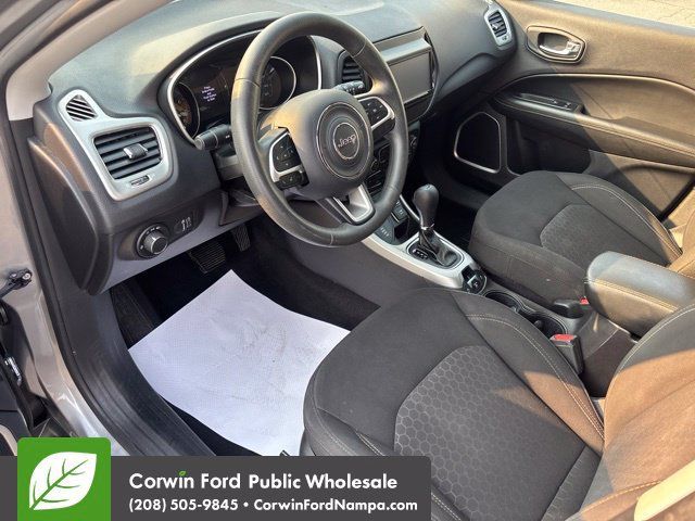Used 2020 Jeep Compass Sport AWD/4WD image 12