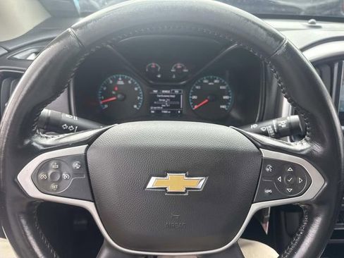 Used 2022 Chevrolet Colorado LT w/ Safety Package image 30