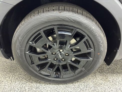 Used 2022 Kia Telluride SX image 13