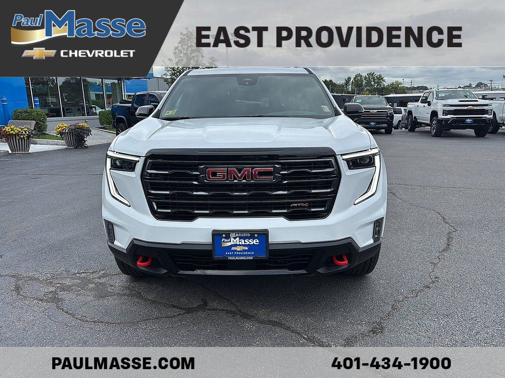 Used 2025 GMC Acadia AT4 w/ Luxury Package AWD/4WD image 2
