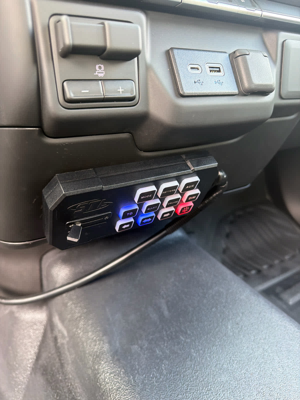 Used 2026 Chevrolet Silverado 3500 W/T AWD/4WD image 18