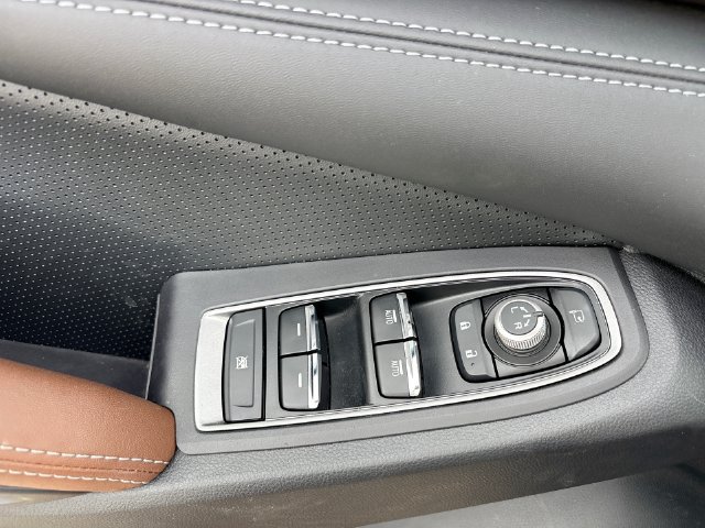 Used 2023 Subaru Ascent Touring AWD/4WD image 13