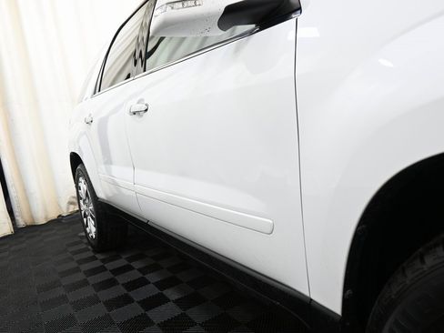 Used 2017 GMC Acadia Limited SLT image 13