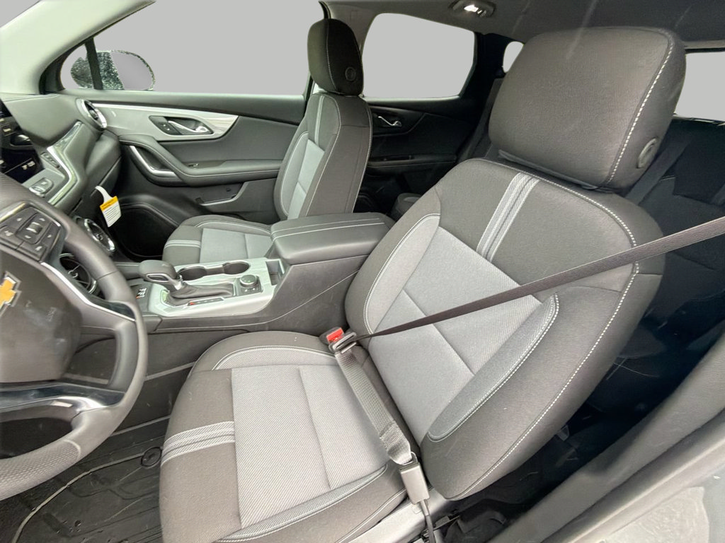 New 2026 Chevrolet Blazer LT w/ Convenience Package FWD image 15