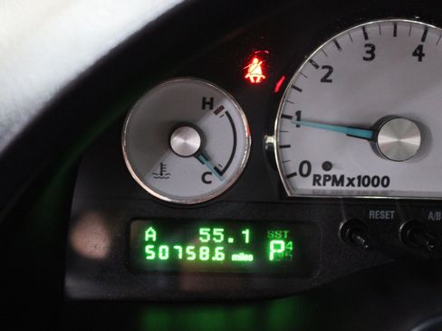 Used 2003 Ford Thunderbird RWD image 23