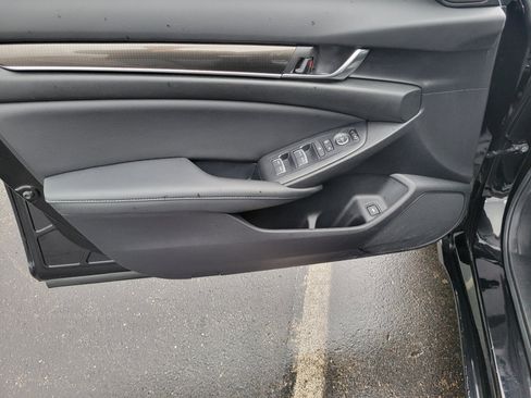 Certified 2022 Honda Accord Sport image 18