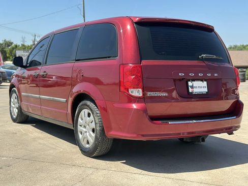 Used 2016 Dodge Grand Caravan American Value Package w/ UConnect Hands-Free Group FWD image 7