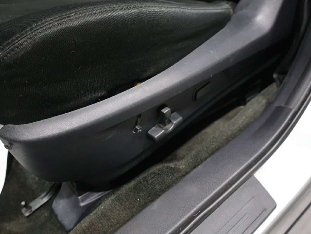 Used 2013 Subaru Outback 2.5i Premium w/ All-Weather Pkg AWD/4WD image 18