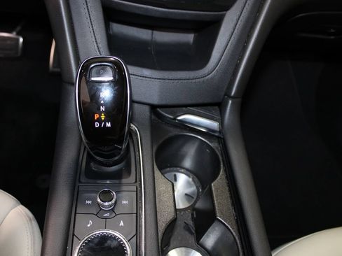 Used 2020 Cadillac XT5 Sportv AWD/4WD image 30