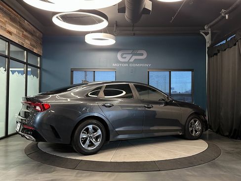 Used 2022 Kia K5 LXS image 3