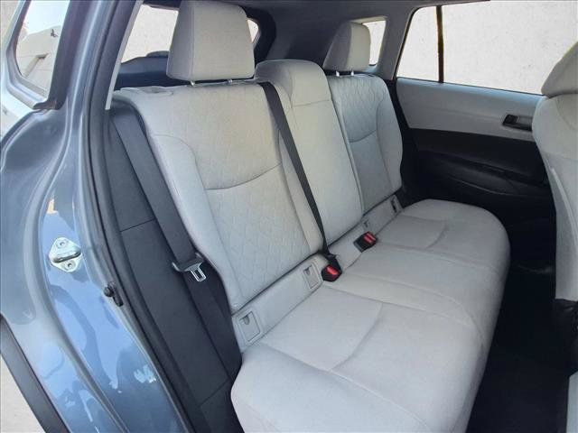Used 2022 Toyota Corolla Cross LE w/ Moonroof Package AWD/4WD image 19