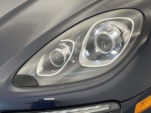 Used 2018 Porsche Macan S AWD/4WD image 15