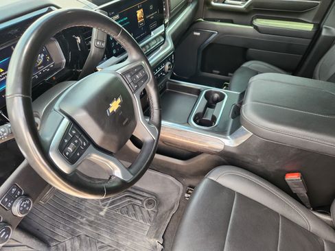 Used 2024 Chevrolet Silverado 2500 LTZ w/ LTZ Plus Package AWD/4WD image 15