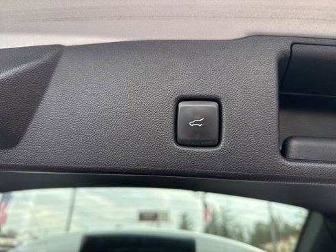 Used 2020 Ford Escape SE Sport AWD/4WD image 17