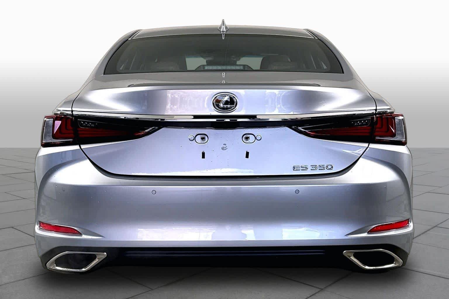 Used 2025 Lexus ES 350 w/ Premium Package FWD image 4