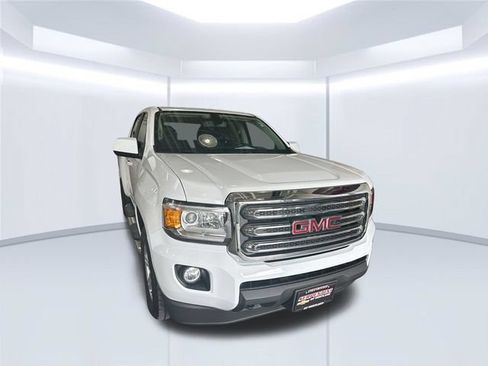 Used 2019 GMC Canyon SLE AWD/4WD image 3