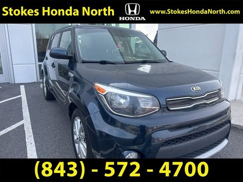 Used 2019 Kia Soul + image 4