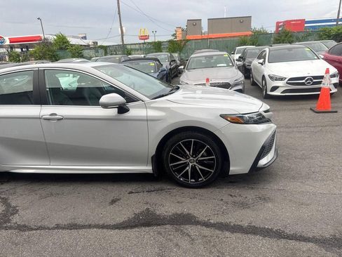 Used 2024 Toyota Camry SE w/ Convenience Package FWD image 9