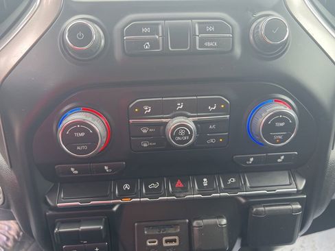 Used 2021 Chevrolet Silverado 1500 LT w/ All Star Edition Plus image 43