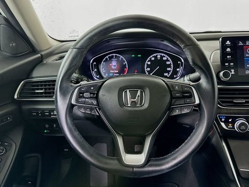 Used 2019 Honda Accord Touring image 18