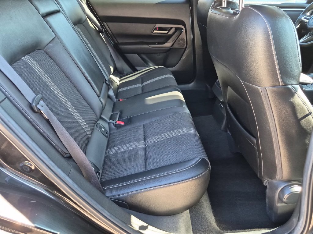 Used 2025 MAZDA CX-50 AWD 2.5 S w/ Premium Package image 29