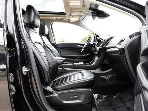 Used 2020 Ford Edge SEL w/ Convenience Package FWD image 34