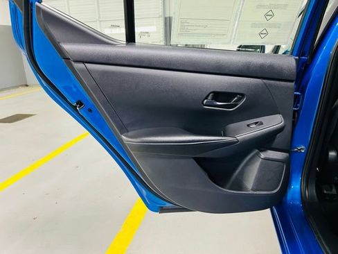 Used 2025 Nissan Sentra SV FWD image 25