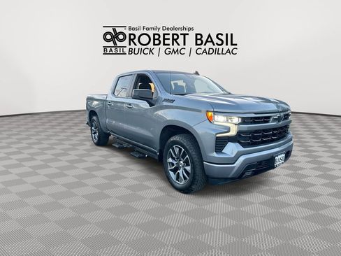 Used 2023 Chevrolet Silverado 1500 RST w/ Convenience Package II AWD/4WD image 2