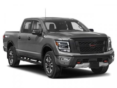 Used 2021 Nissan Titan PRO-4X w/ Pro-4x Convenience Package image 9