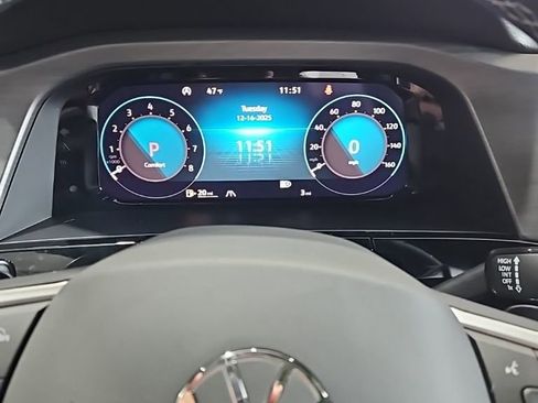 New 2026 Volkswagen Atlas Cross Sport SE AWD/4WD image 34