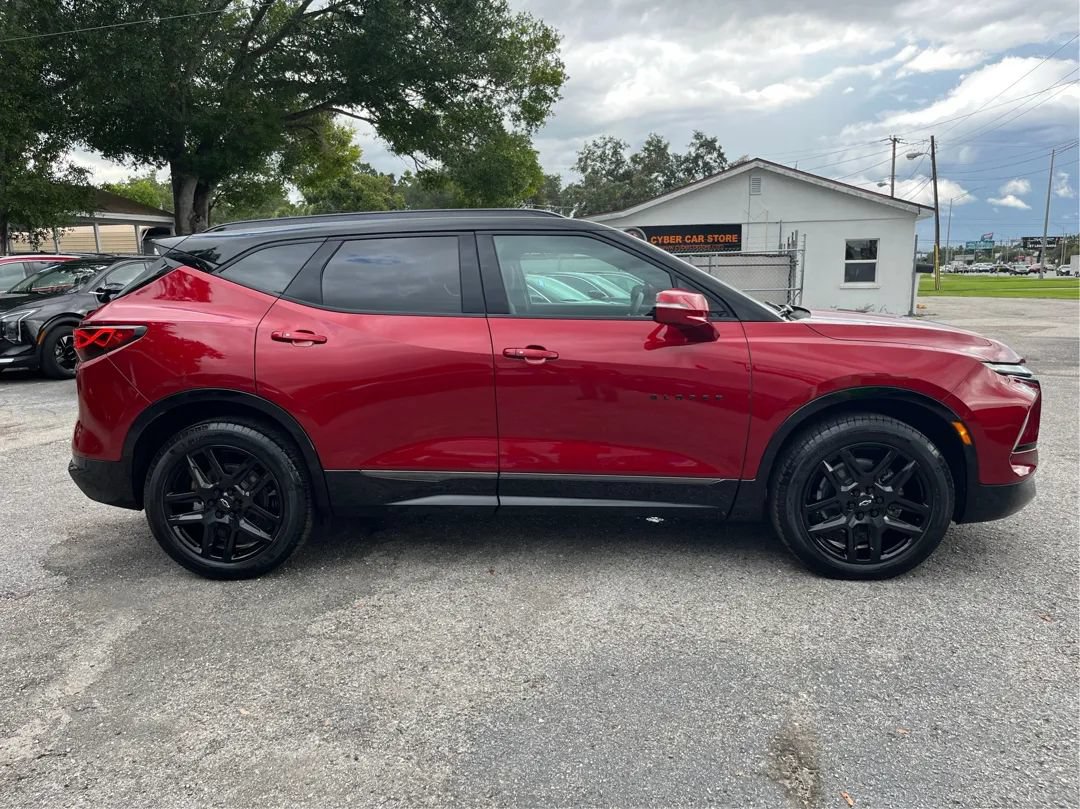 Used 2025 Chevrolet Blazer RS w/ Driver Confidence II Package AWD/4WD image 4