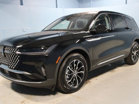 New 2026 Lincoln Nautilus Premier image 31