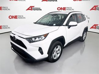 Used 2019 Toyota RAV4 XLE video 3