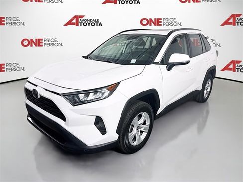 Used 2019 Toyota RAV4 XLE image 3