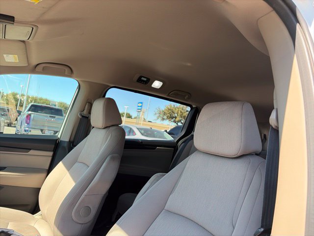 Used 2019 Honda Odyssey EX image 8