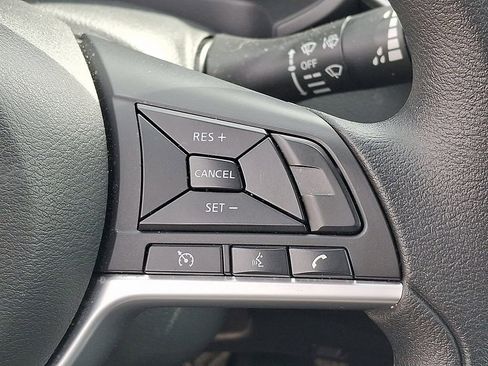 Used 2025 Nissan Altima 2.5 SV image 22