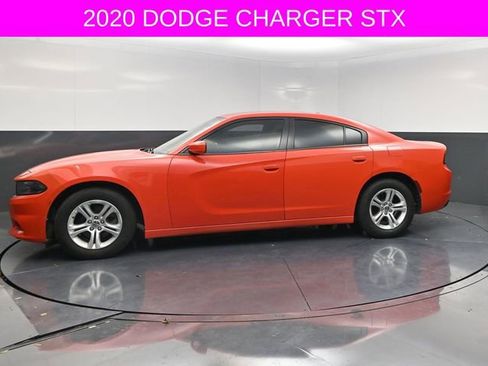Used 2020 Dodge Charger SXT RWD image 5