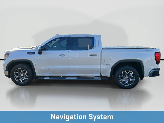 Used 2022 GMC Sierra 1500 SLT w/ SLT Convenience Package AWD/4WD image 2