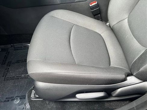 Certified 2025 Toyota RAV4 LE image 10